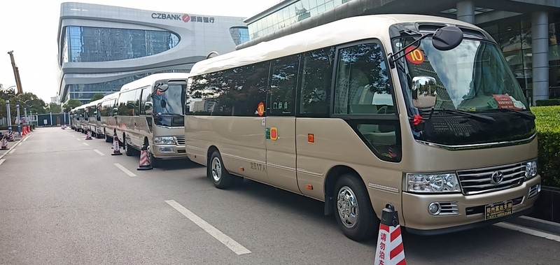 大巴租车